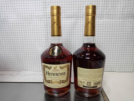 Hennessy VS 70cl 40% 1512bott Price 22,28eur floor Loendersloot