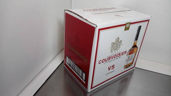 Courvoisier VS 70cl 40(80bott Price 19,64eur floor Loendersloot